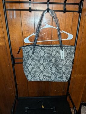 LouMe Snake-Print Tote in Black and White